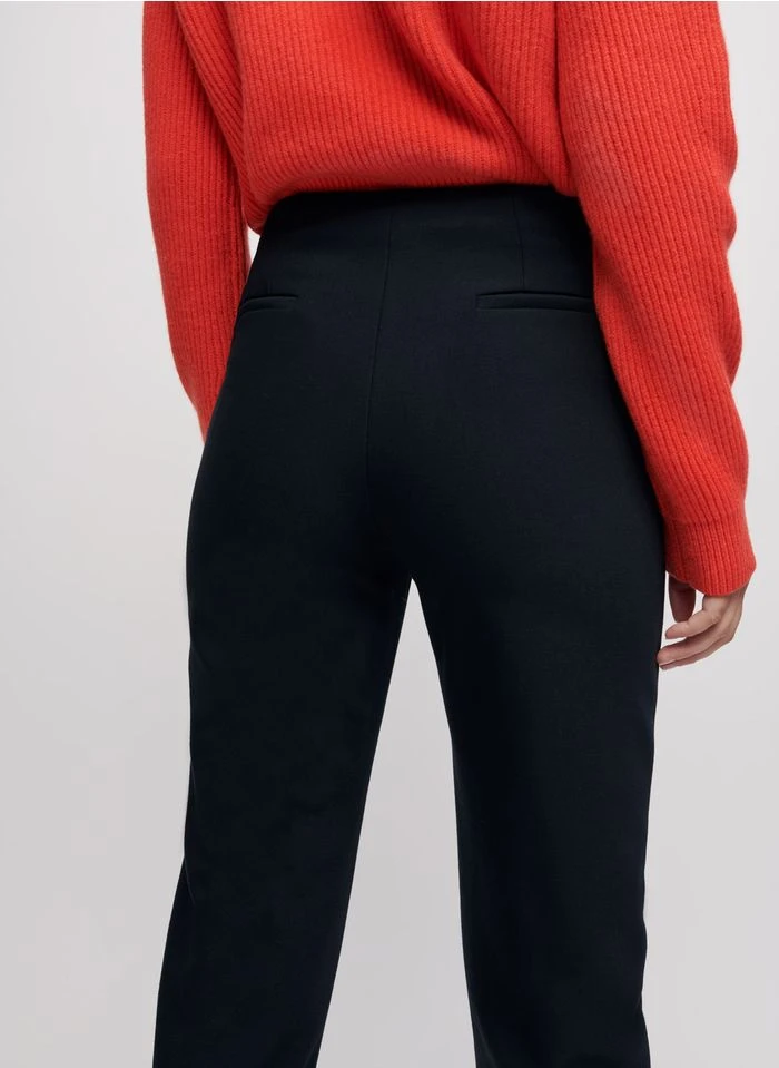 Maje PALMA - Pantalon Droit 7/8 ème Ceinturé | Noir 14 Maje PALMA - Pantalon Droit 7/8 ème Ceinturé | Noir – Bild 12