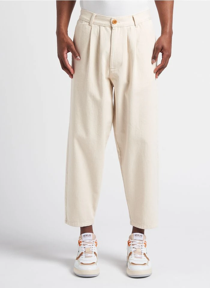 SWING - Pantalon Carotte En Coton Bio | Beige 3 SWING - Pantalon Carotte En Coton Bio | Beige